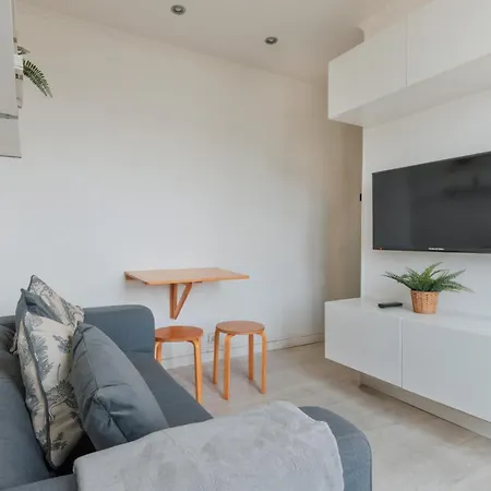 Bel Appartement Tout Equipe De 24M2, Proche Paris Nanterre Buitenkant foto